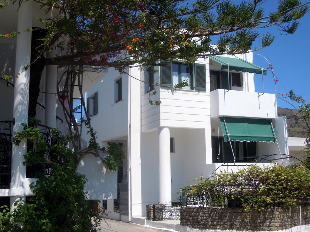 Palemilos Apartments Elounda Екстериор снимка