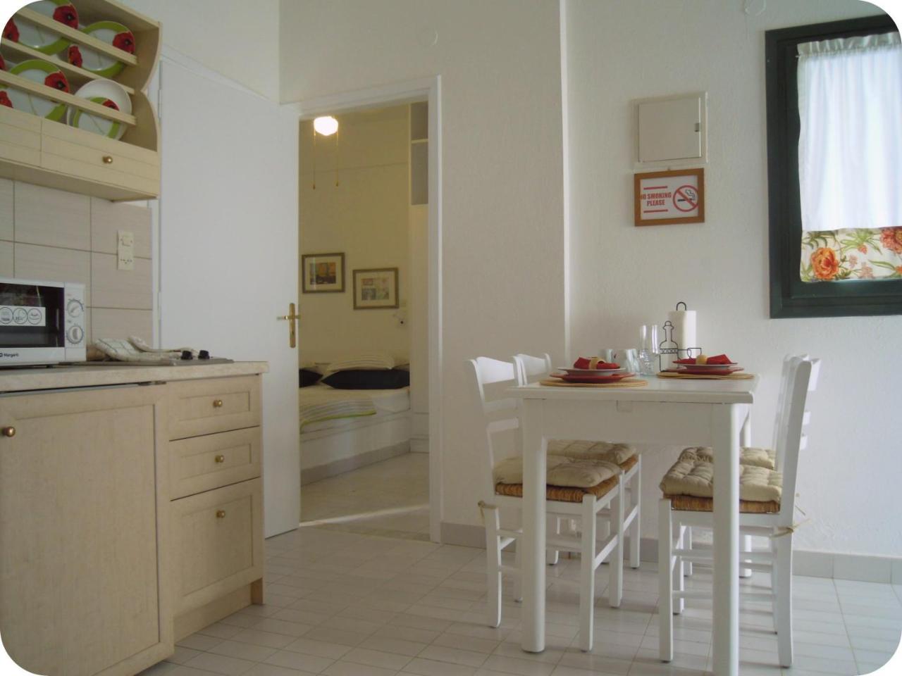 Palemilos Apartments Elounda Екстериор снимка